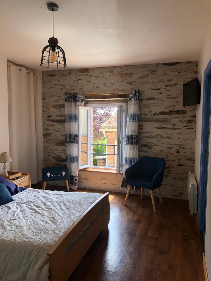 Chambre D'Hotes La Jonchere Les Herbiers Luaran gambar