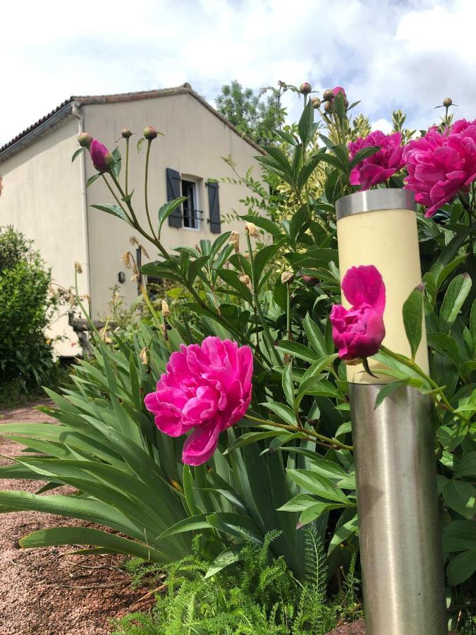 Chambre D'Hotes La Jonchere Les Herbiers Luaran gambar